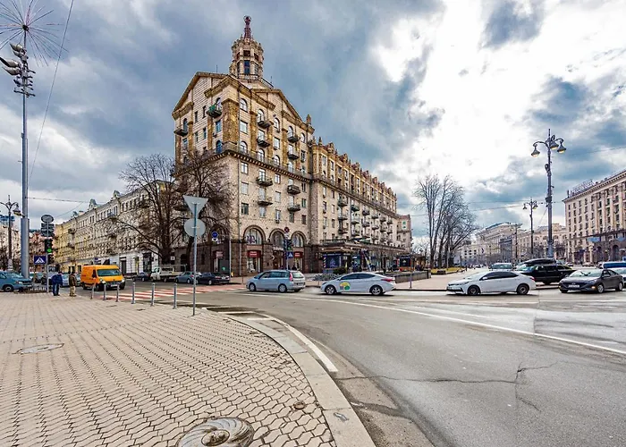 Укриття Через Дорогу, Метро Майдан Незалежності , 2К Квартира Із Видом На Хрещатик